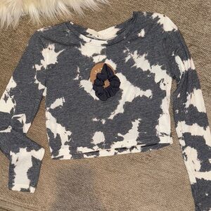 Gray and White Tie-Dye Long Sleeve Top